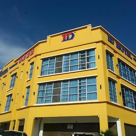 Id Hotel Yayasan Segamat Exterior foto